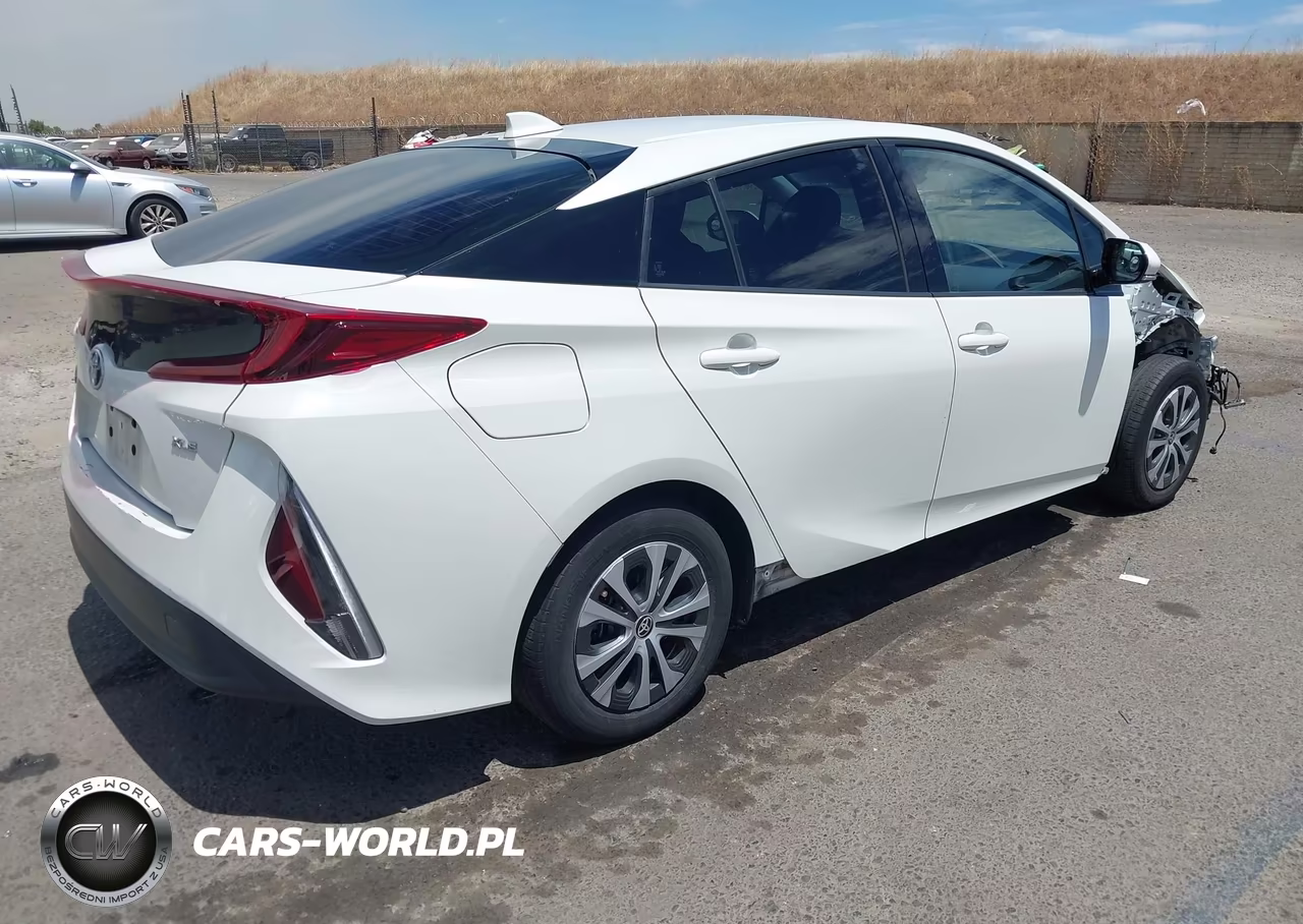 2020 Toyota Prius Prime Xle VIN:JTDKARFP0L3139420 - 4