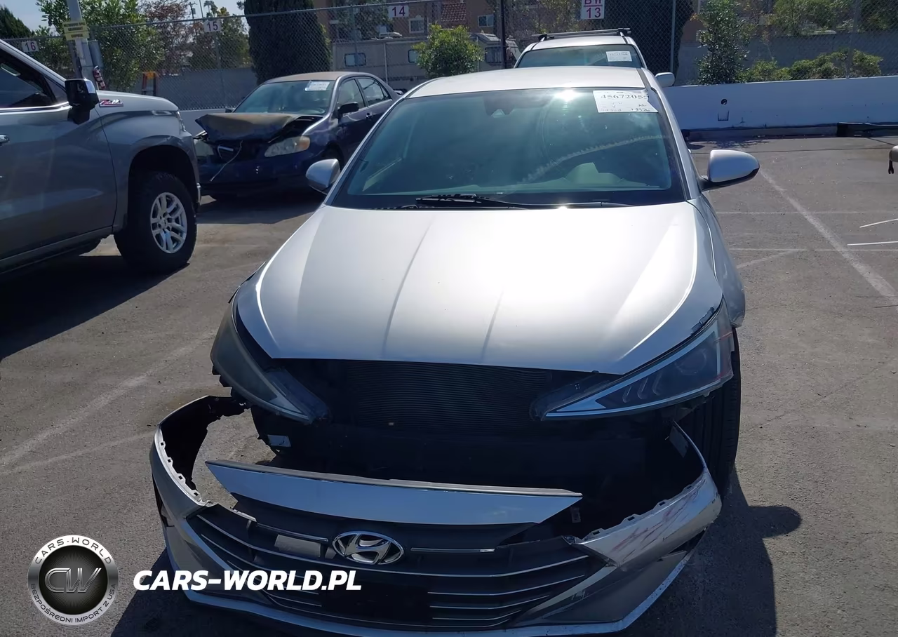 HYUNDAI ELANTRA VIN:5NPD74LF2LH499606 - 12