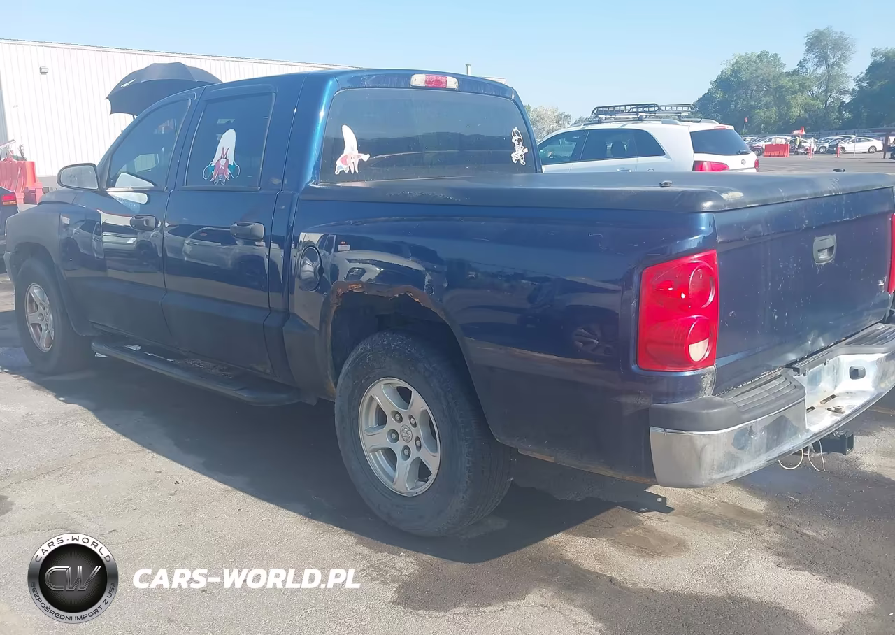 2007 Dodge Dakota Slt VIN:1D7HW48P77S178034 - 3