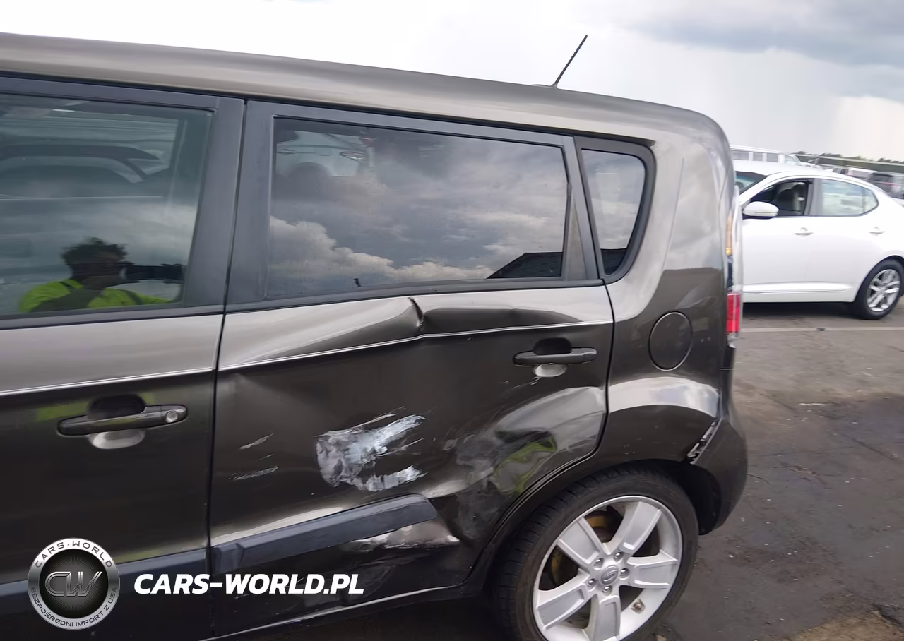 2011 Kia Soul ! VIN:KNDJT2A22B7281073 - 6