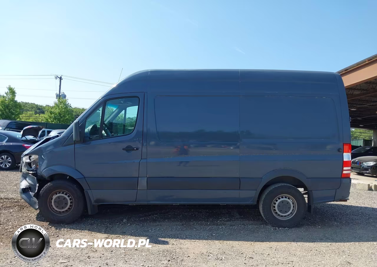 2018 Mercedes-Benz Sprinter 2500 Standard Roof V6 VIN:WD3PE7CDXJP647080 - 15