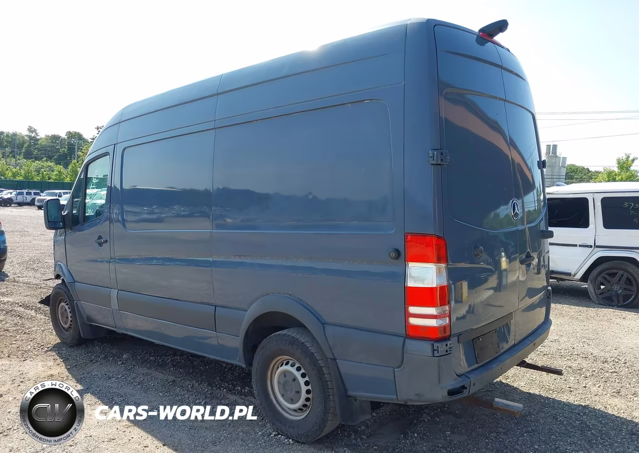 2018 Mercedes-Benz Sprinter 2500 Standard Roof V6 VIN:WD3PE7CDXJP647080 - 3