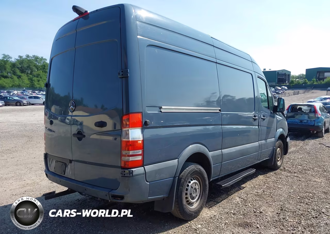 2018 Mercedes-Benz Sprinter 2500 Standard Roof V6 VIN:WD3PE7CDXJP647080 - 4