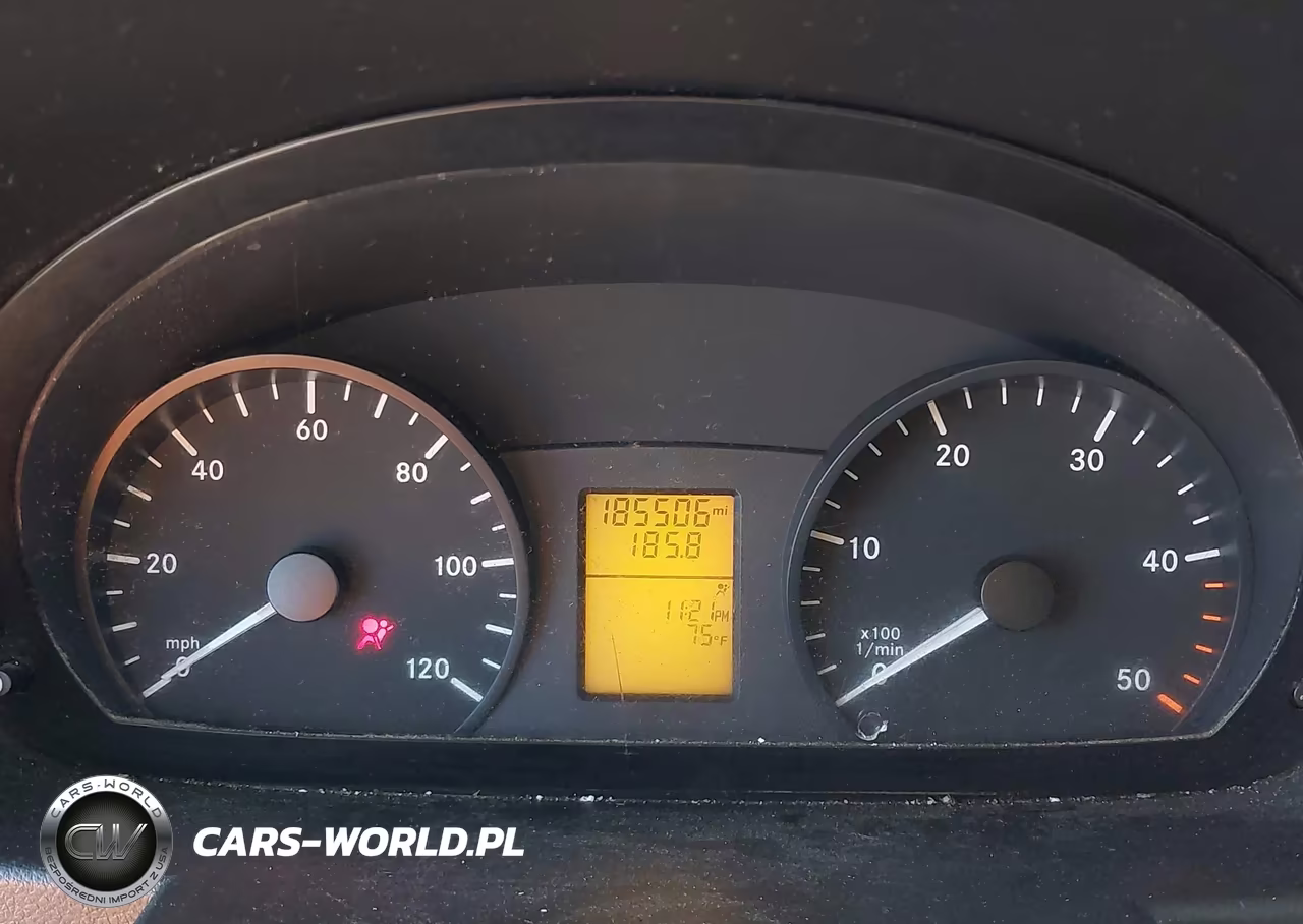2018 Mercedes-Benz Sprinter 2500 Standard Roof V6 VIN:WD3PE7CDXJP647080 - 7