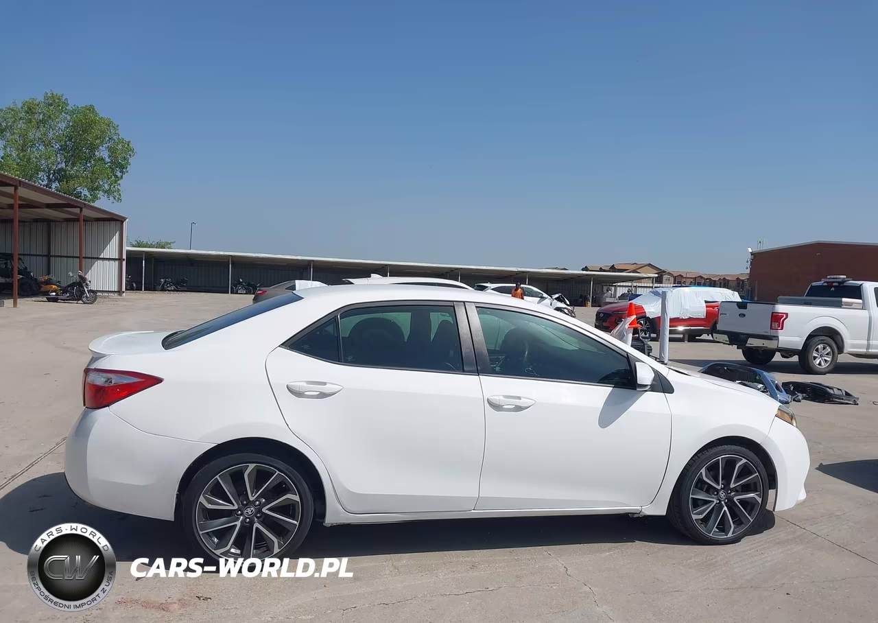 2016 Toyota Corolla Le VIN:5YFBURHE6GP544715 - 13