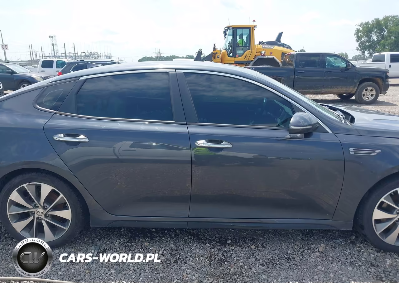 2019 Kia Optima S VIN:5XXGT4L31KG294139 - 14
