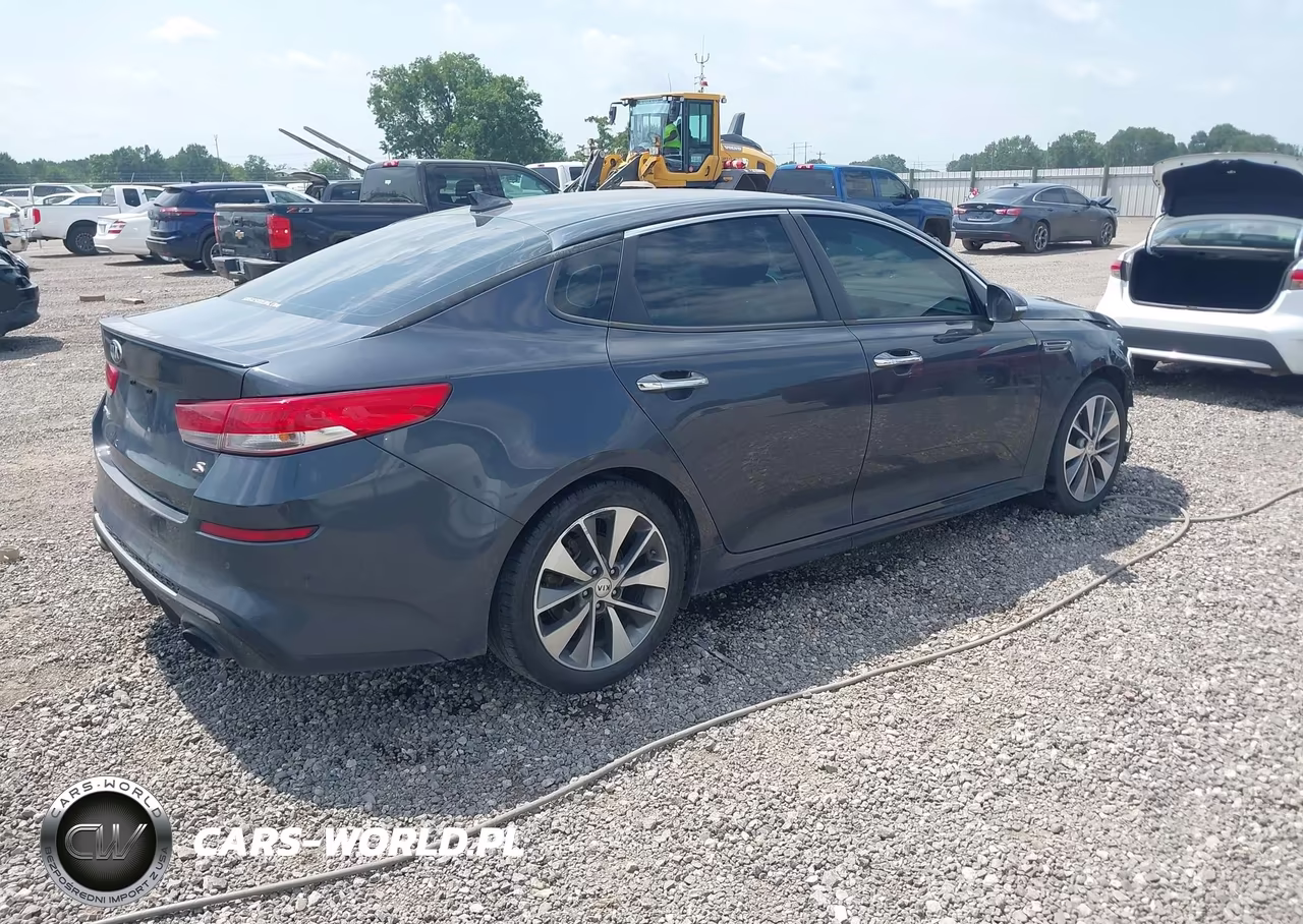 2019 Kia Optima S VIN:5XXGT4L31KG294139 - 4