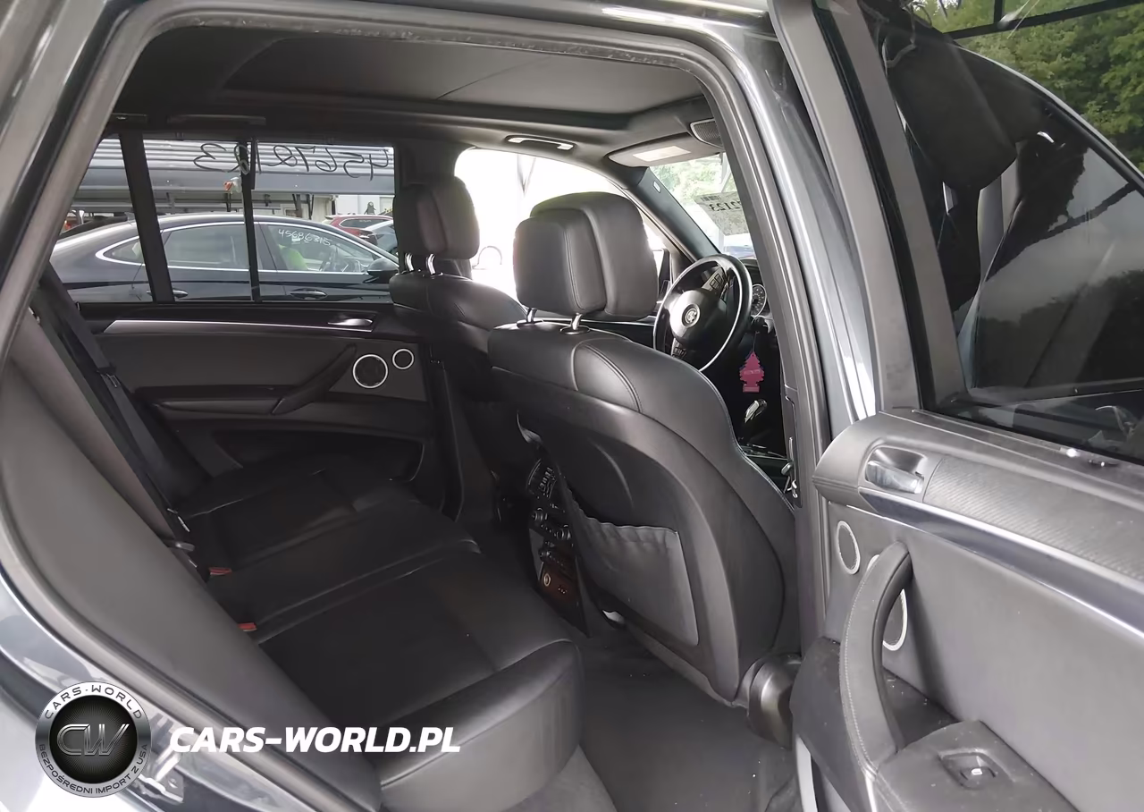 2012 BMW X5 xDrive35D VIN:5UXZW0C55CL673638 - 8
