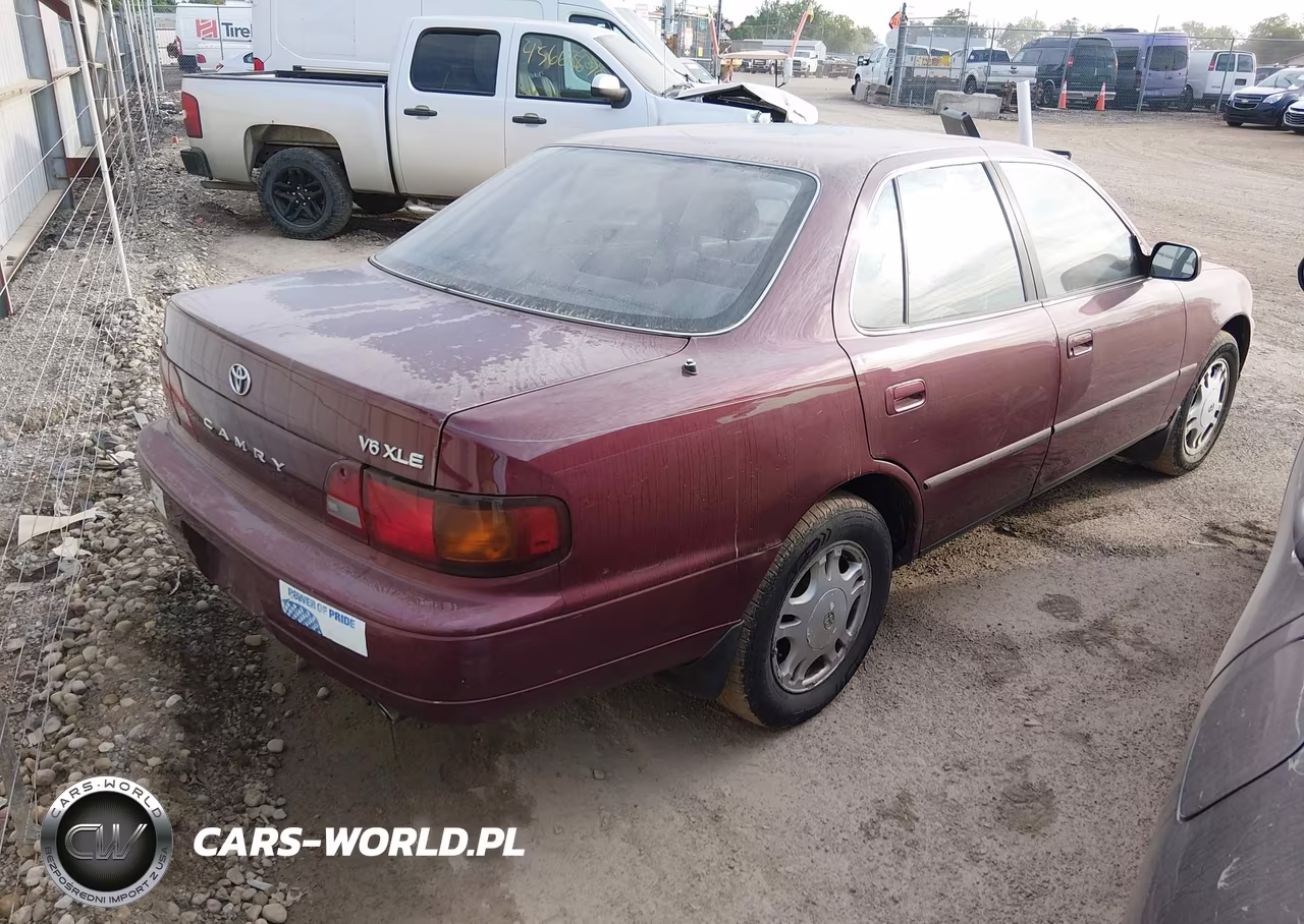 1996 Toyota Camry Le-Xle-Se VIN:4T1BF12K3TU132903 - 4