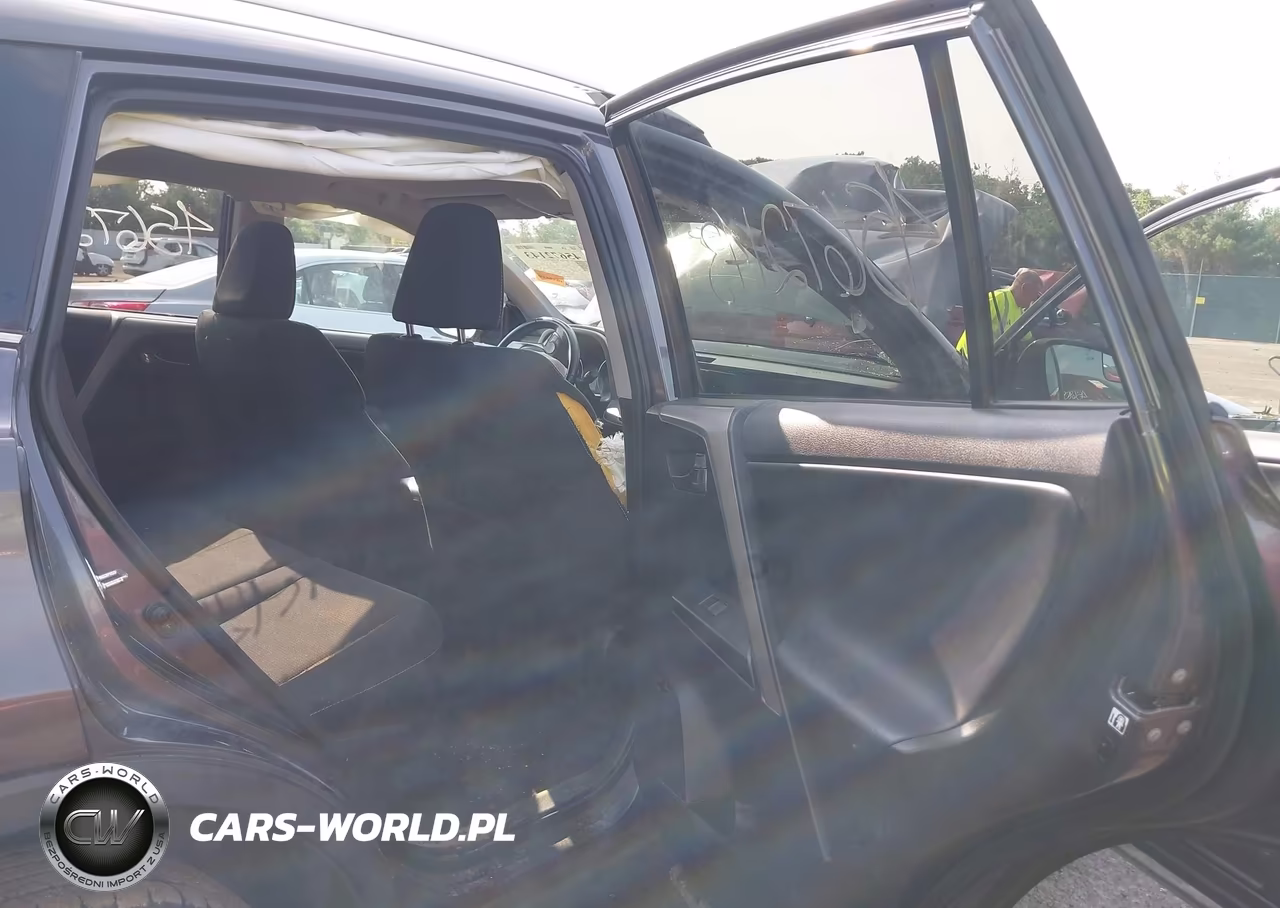 2016 Toyota Rav4 Xle VIN:2T3WFREV4GW267830 - 8
