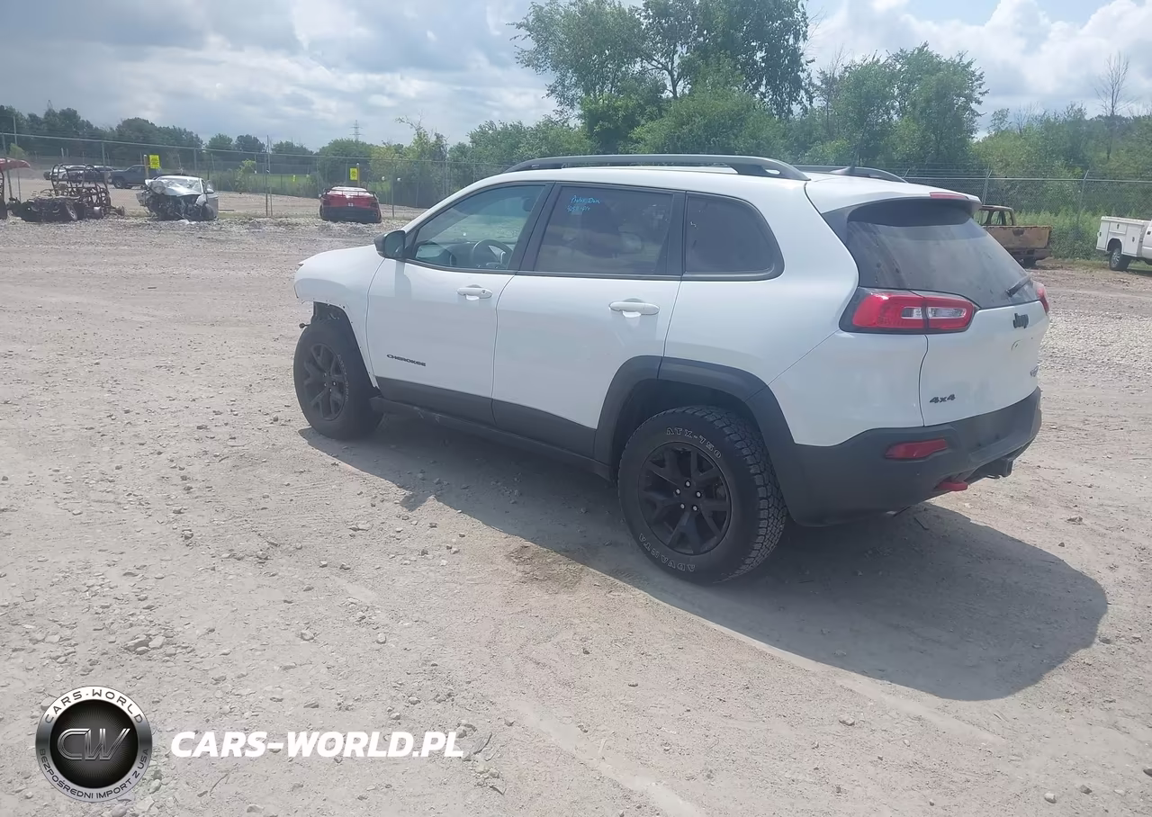 2017 Jeep Cherokee Trailhawk VIN:1C4PJMBB2HW648370 - 3