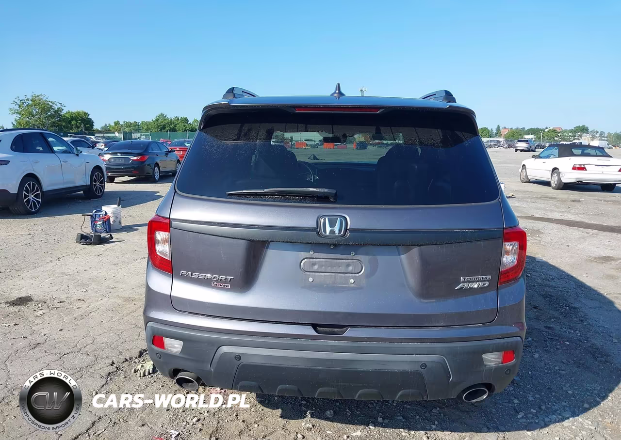 2019 Honda Passport Touring VIN:5FNYF8H98KB003767 - 15