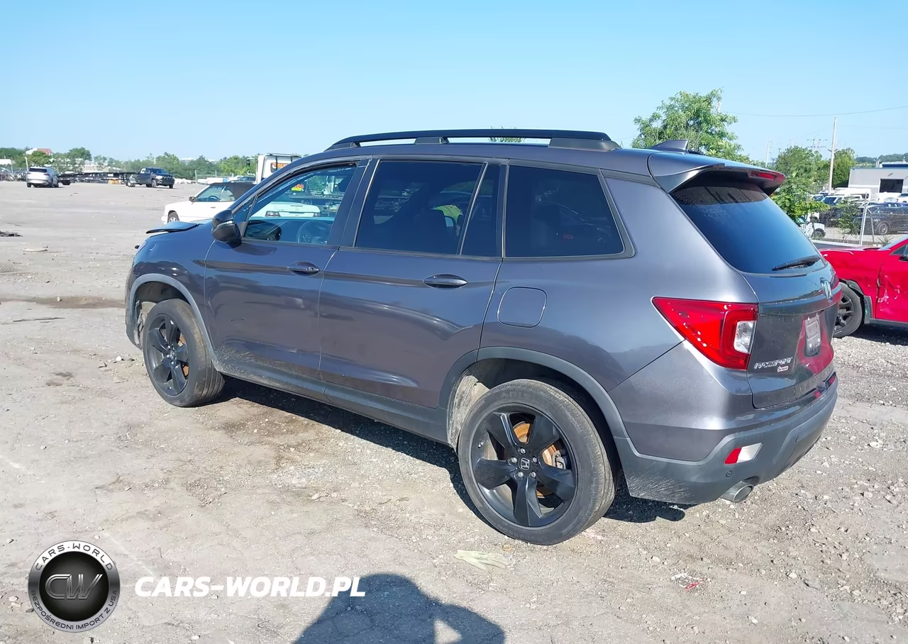 2019 Honda Passport Touring VIN:5FNYF8H98KB003767 - 3