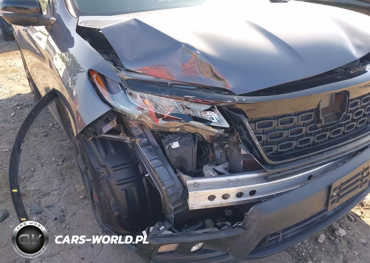 2019 Honda Passport Touring VIN:5FNYF8H98KB003767 - 6