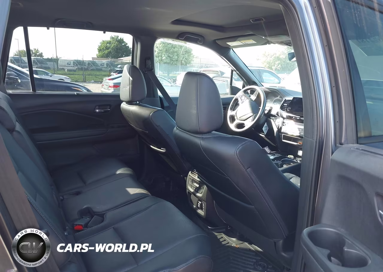 2019 Honda Passport Touring VIN:5FNYF8H98KB003767 - 8