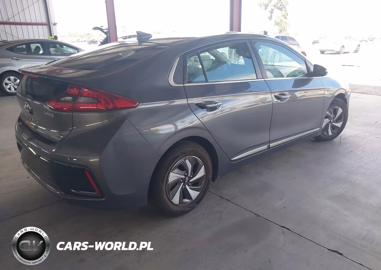 2017 Hyundai Ioniq Hybrid Sel VIN:KMHC75LC8HU036532 - 4