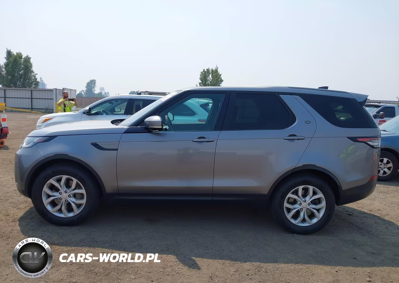 2020 Land Rover Discovery Se VIN:SALRG2RV8L2429501 - 15