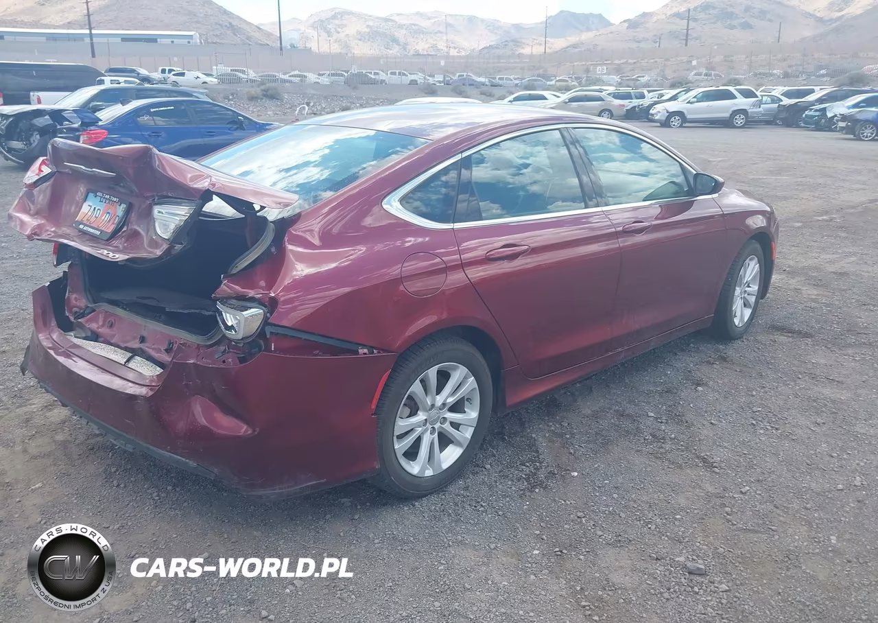 2015 Chrysler 200 Limited VIN:1C3CCCAB7FN754681 - 4