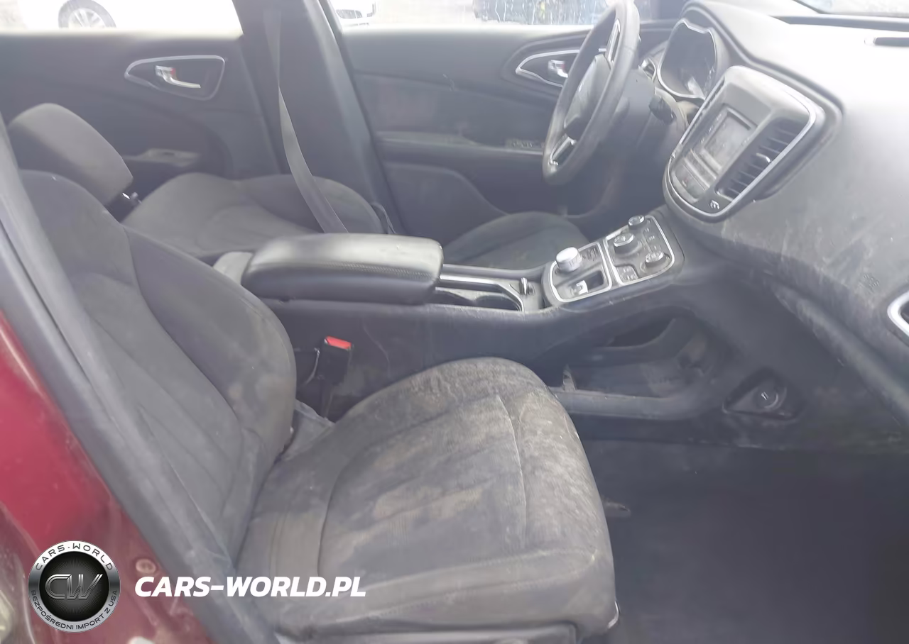 2015 Chrysler 200 Limited VIN:1C3CCCAB7FN754681 - 5