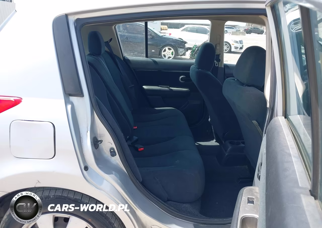 2011 Nissan Versa 1.8S VIN:3N1BC1CPXBL442176 - 8
