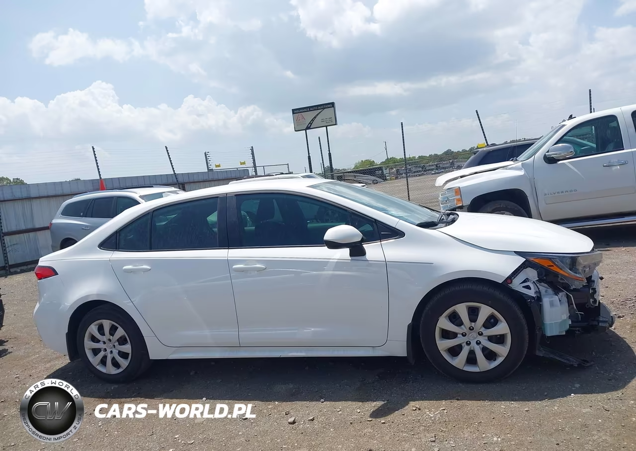 2026 Toyota Corolla Le VIN:5YFB4MDE5TP390386 - 14