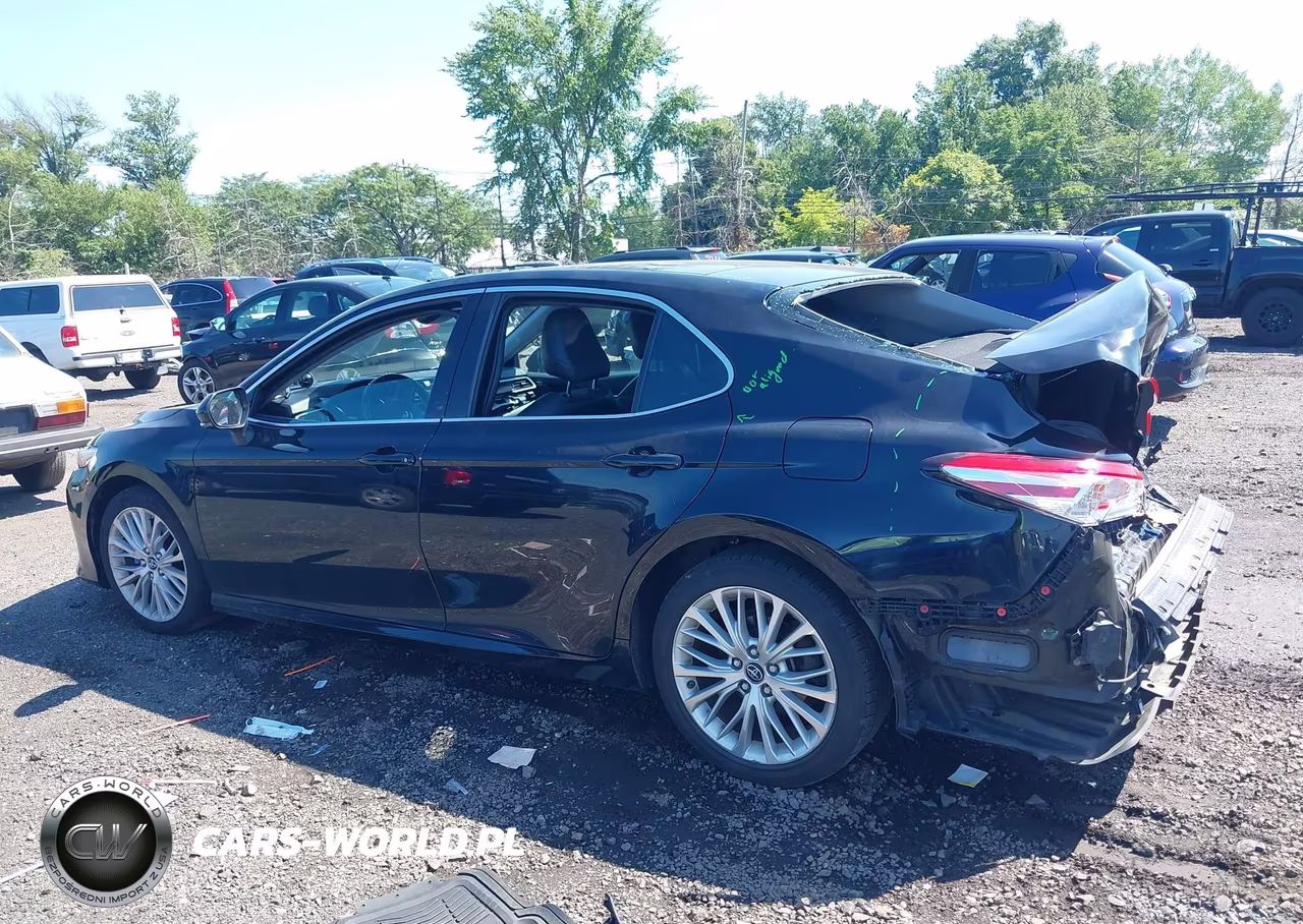 2018 Toyota Camry Xle VIN:4T1B11HK7JU041877 - 14