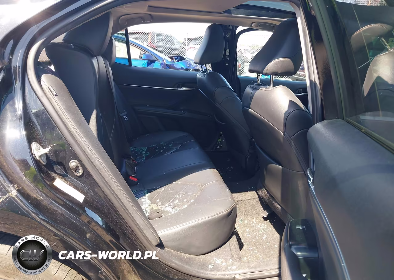 2018 Toyota Camry Xle VIN:4T1B11HK7JU041877 - 8
