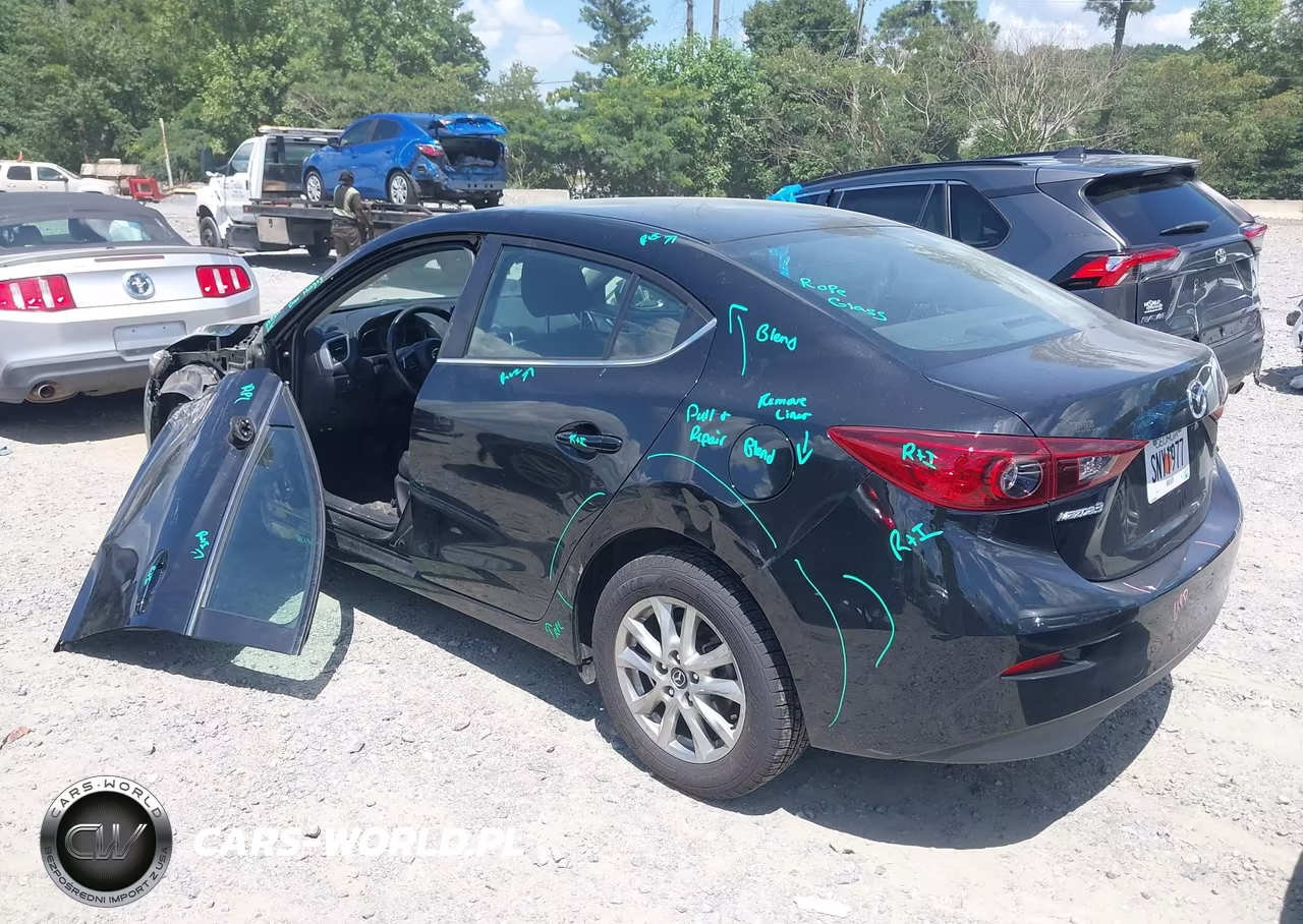 2017 Mazda Mazda3 Sport VIN:3MZBN1U7XHM108624 - 3