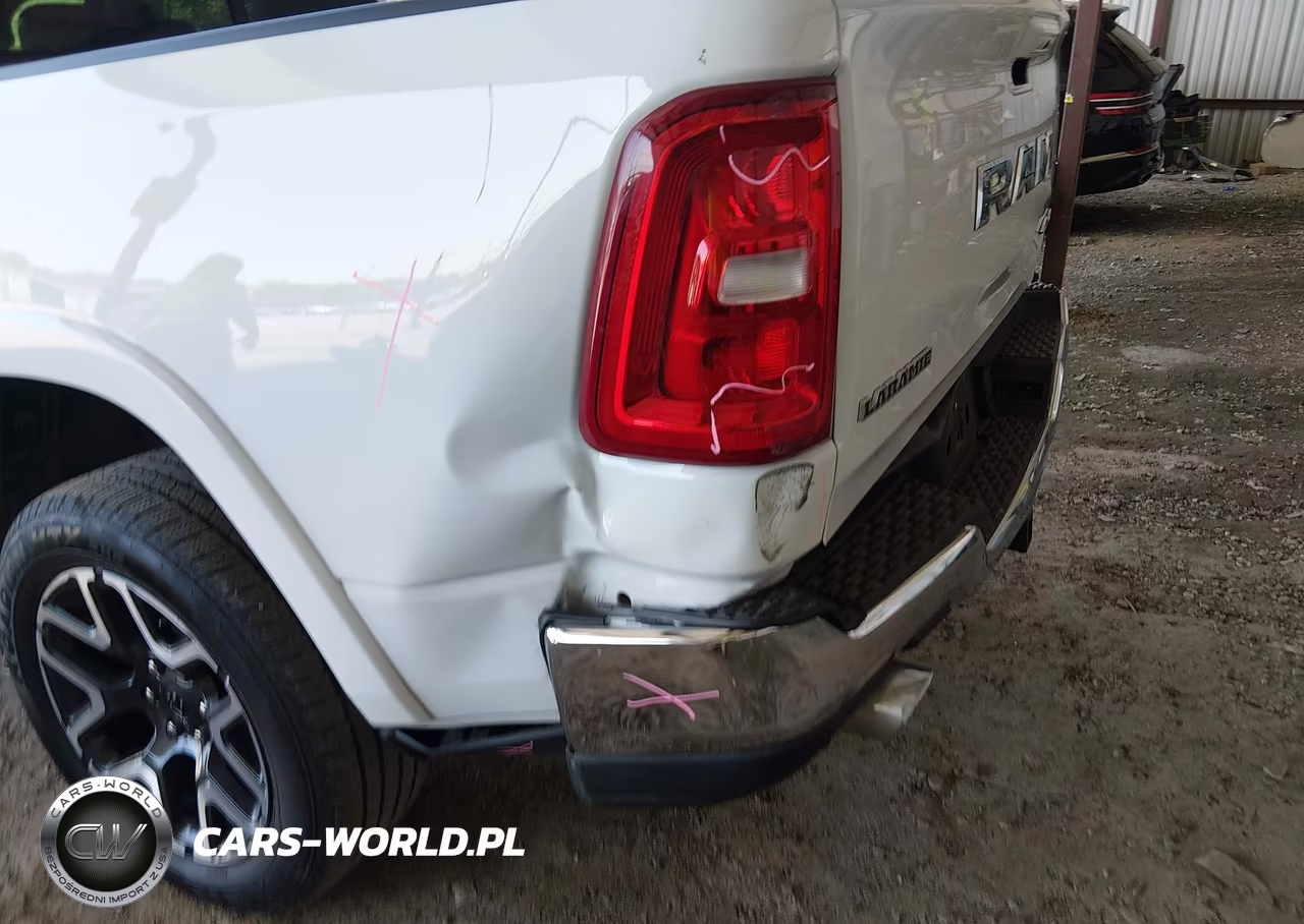 2026 Ram 1500 Laramie 4X4 5'7 Box VIN:3C6SRFJP2T4175467 - 20