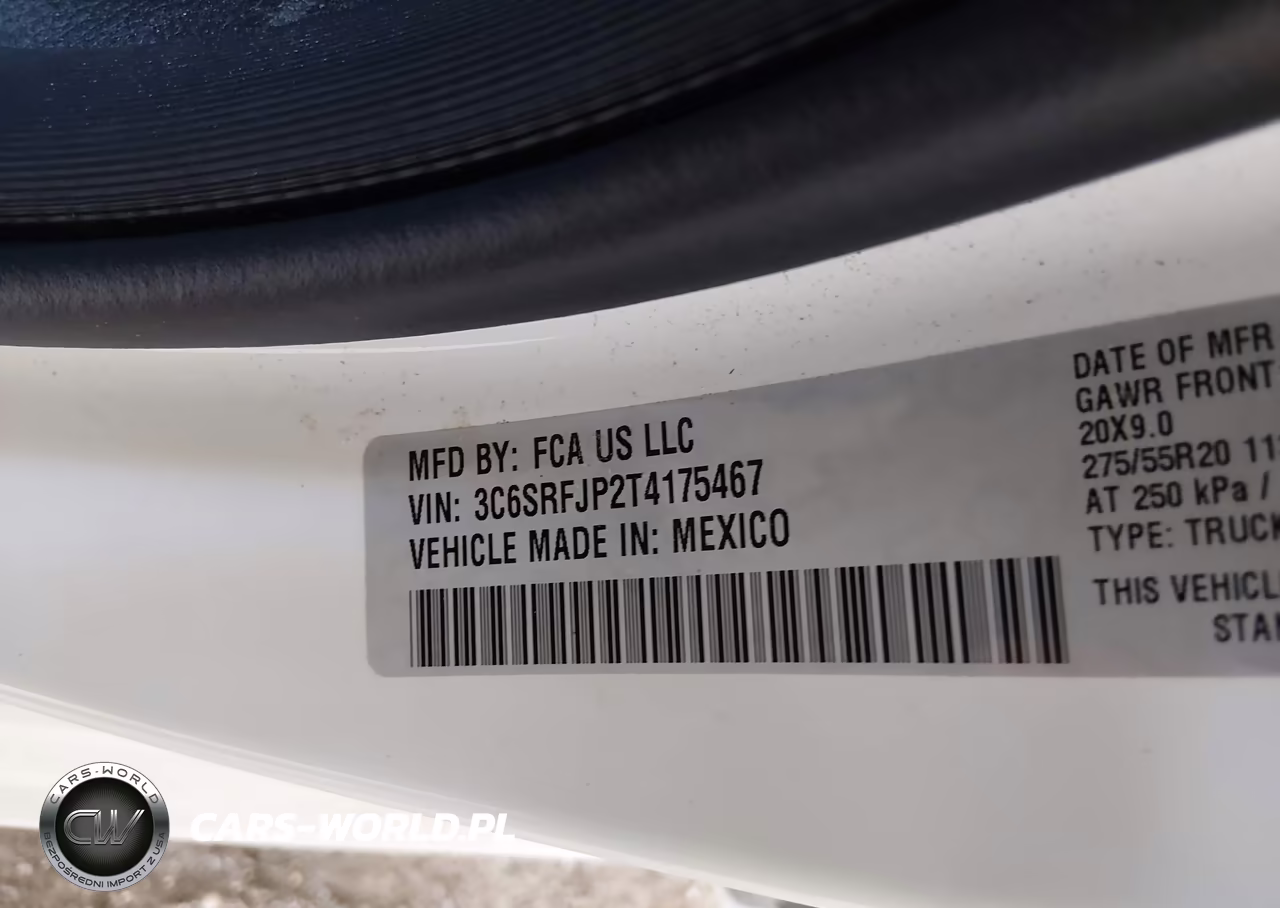 2026 Ram 1500 Laramie 4X4 5'7 Box VIN:3C6SRFJP2T4175467 - 9