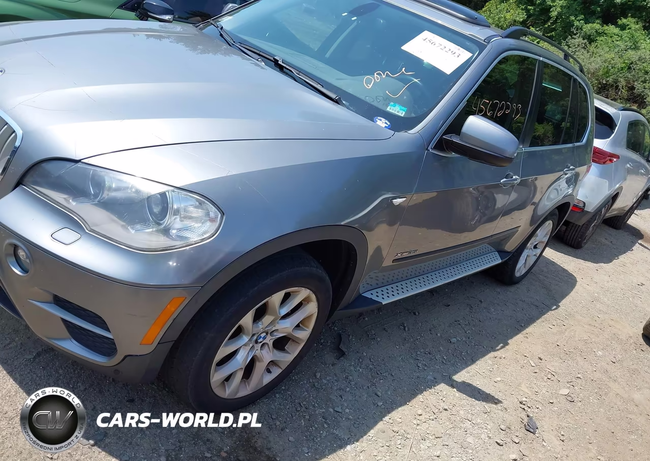 2013 BMW X5 xDrive35I-xDrive35I Premium-xDrive35I Sport Activity VIN:5UXZV4C51D0B17925 - 2