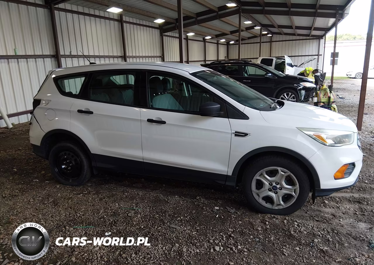 2017 Ford Escape S VIN:1FMCU0F70HUC31597 - 14