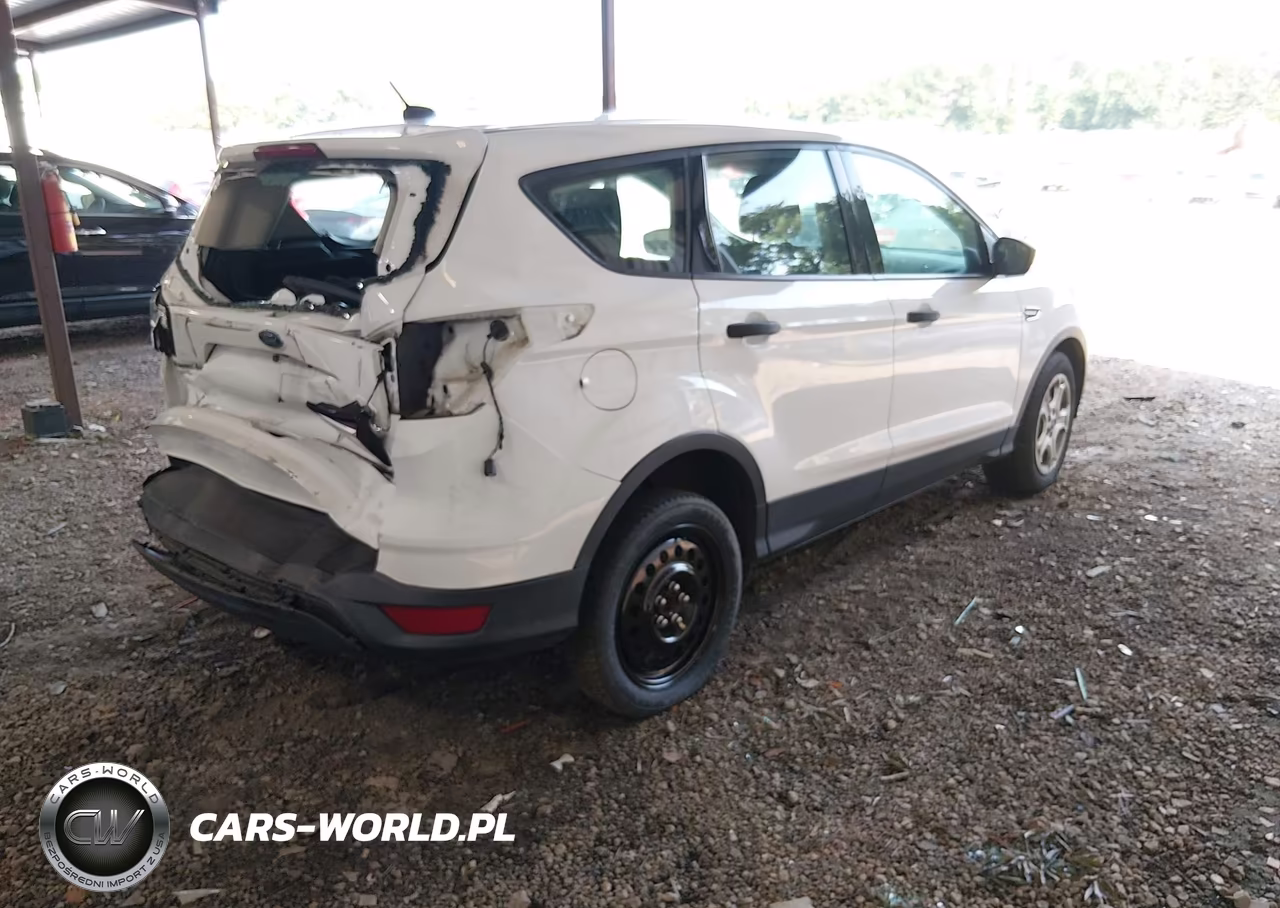 2017 Ford Escape S VIN:1FMCU0F70HUC31597 - 4