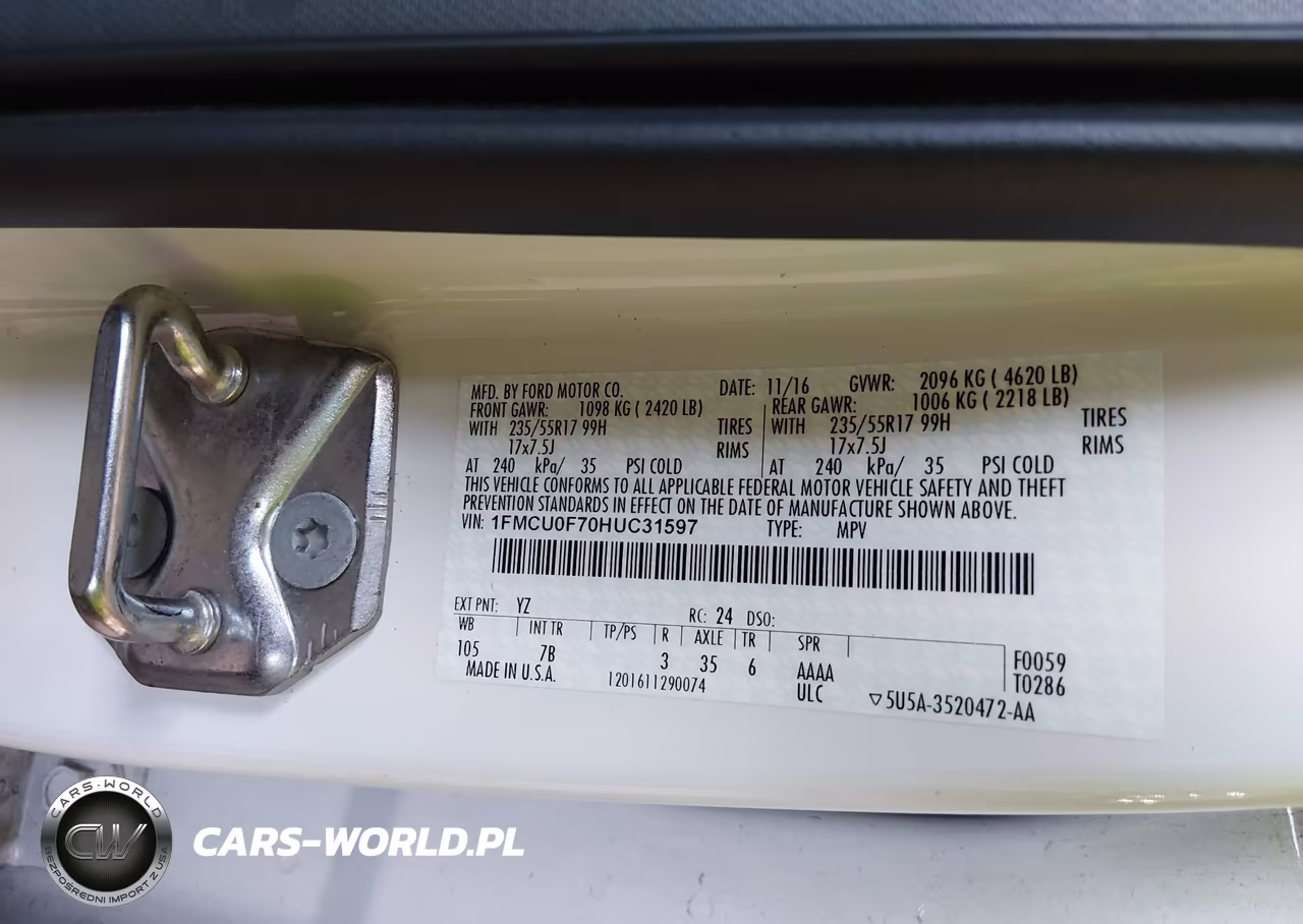 2017 Ford Escape S VIN:1FMCU0F70HUC31597 - 9