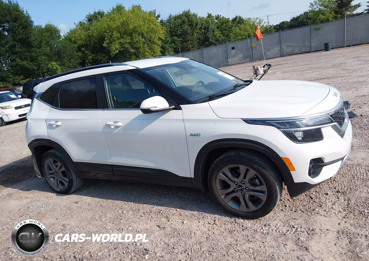 2023 Kia Seltos S VIN:KNDEUCAA8P7462357 - 14
