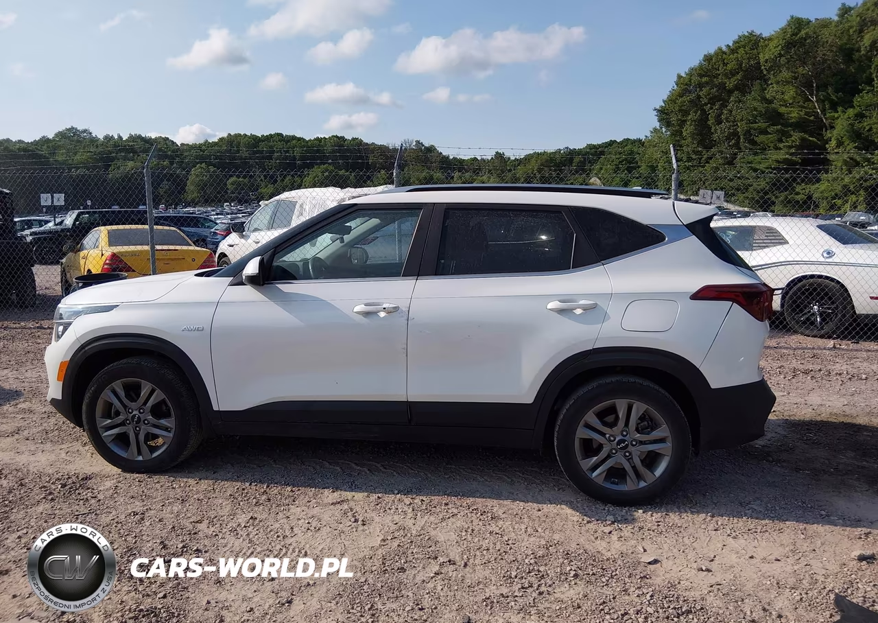 2023 Kia Seltos S VIN:KNDEUCAA8P7462357 - 15
