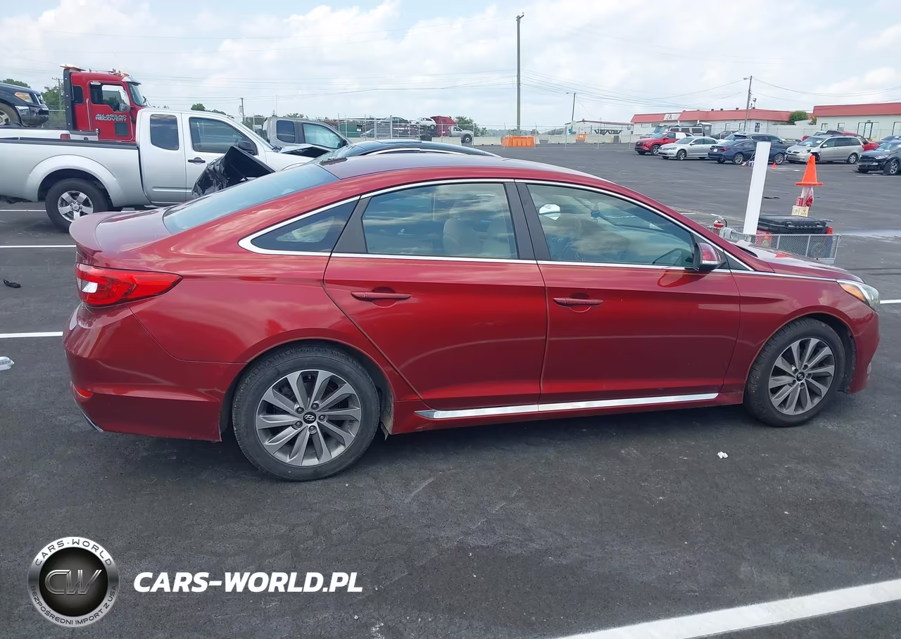 2015 Hyundai Sonata Sport VIN:5NPE34AF1FH098748 - 13