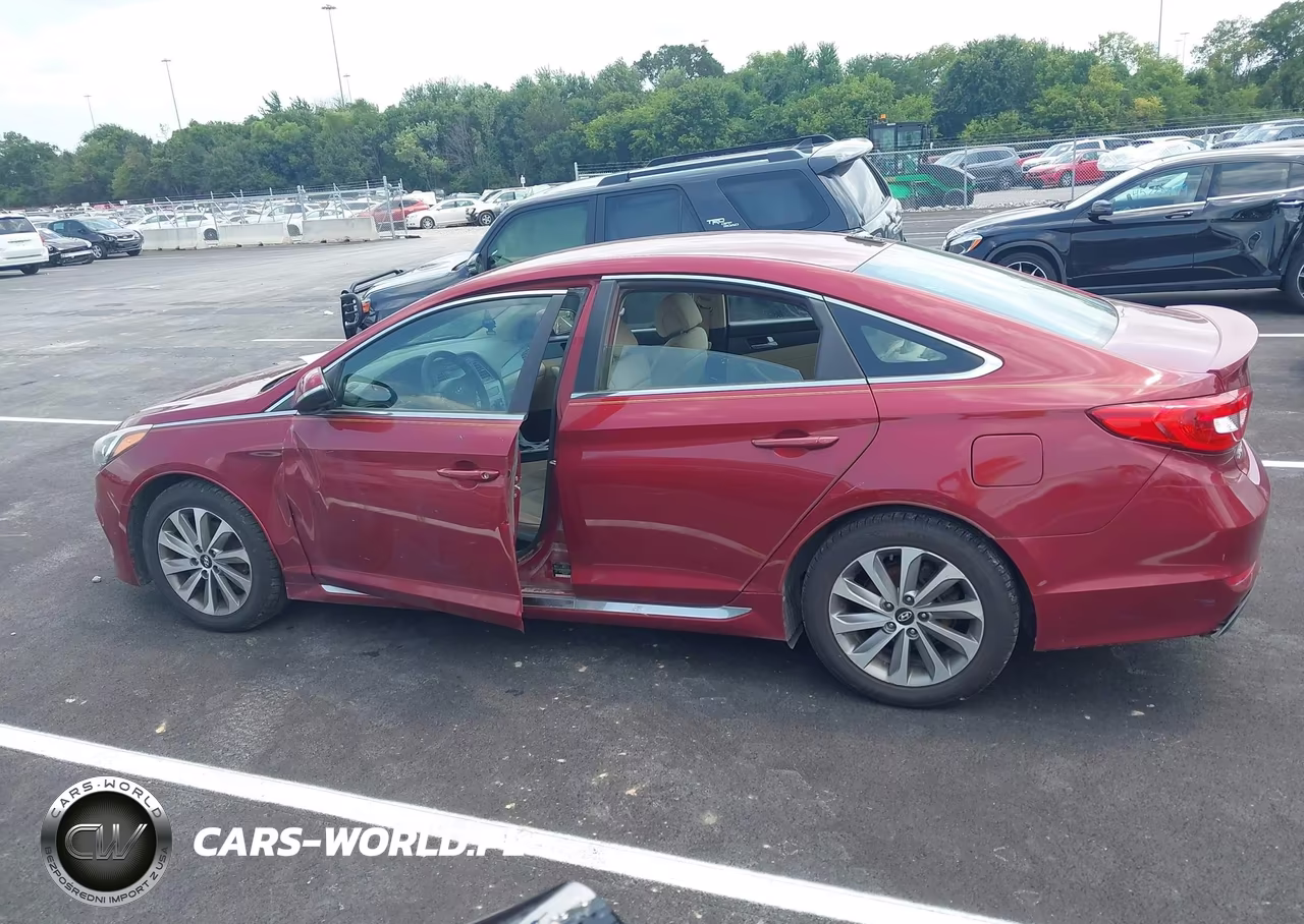 2015 Hyundai Sonata Sport VIN:5NPE34AF1FH098748 - 14