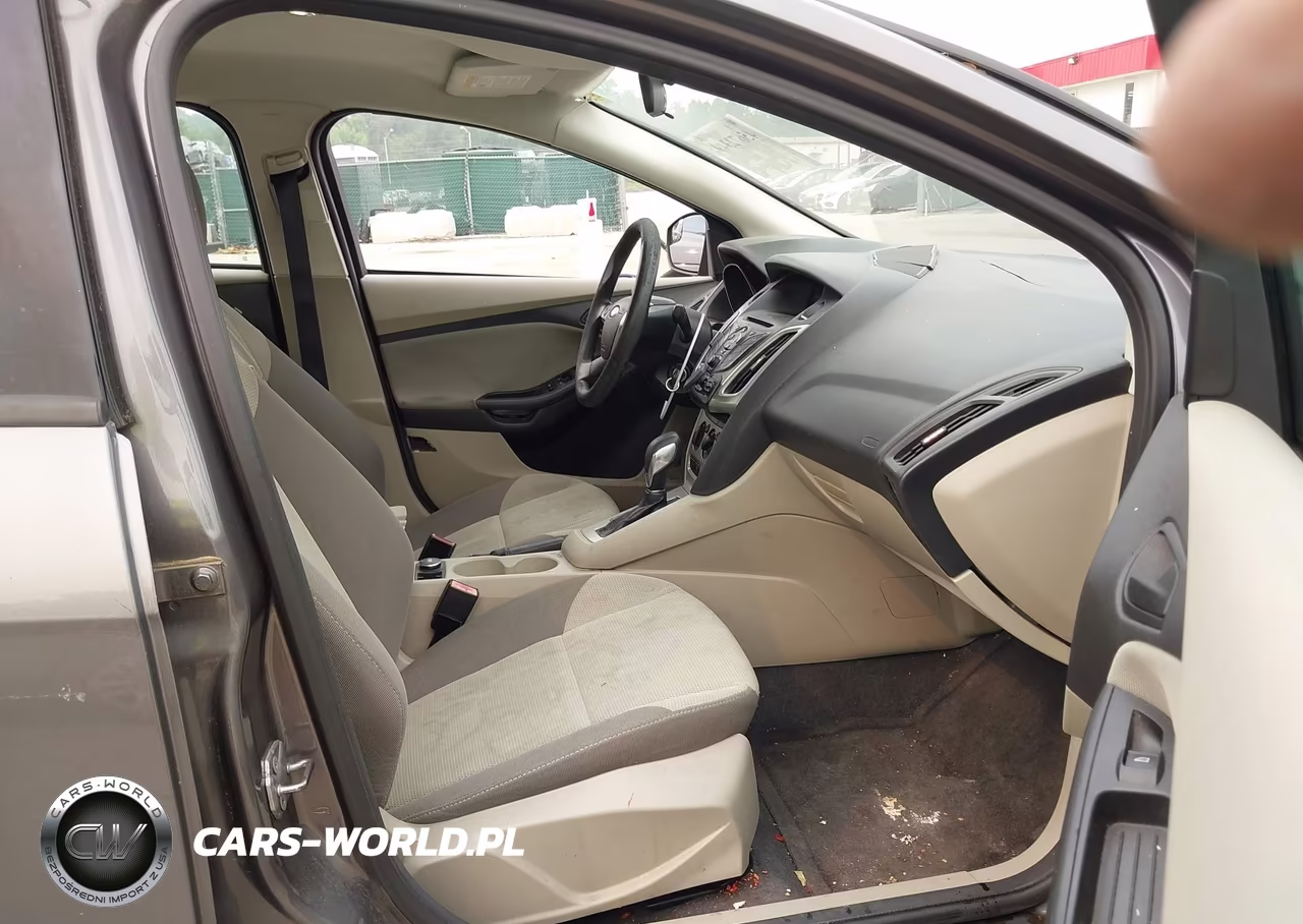 2012 Ford Focus Se VIN:1FAHP3F26CL196088 - 5