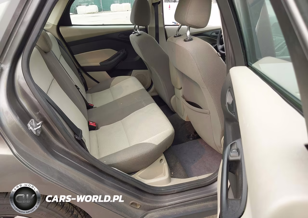 2012 Ford Focus Se VIN:1FAHP3F26CL196088 - 8