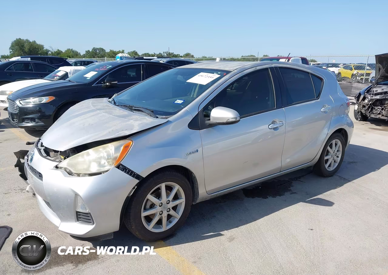 2012 Toyota Prius C Three VIN:JTDKDTB36C1523253 - 2