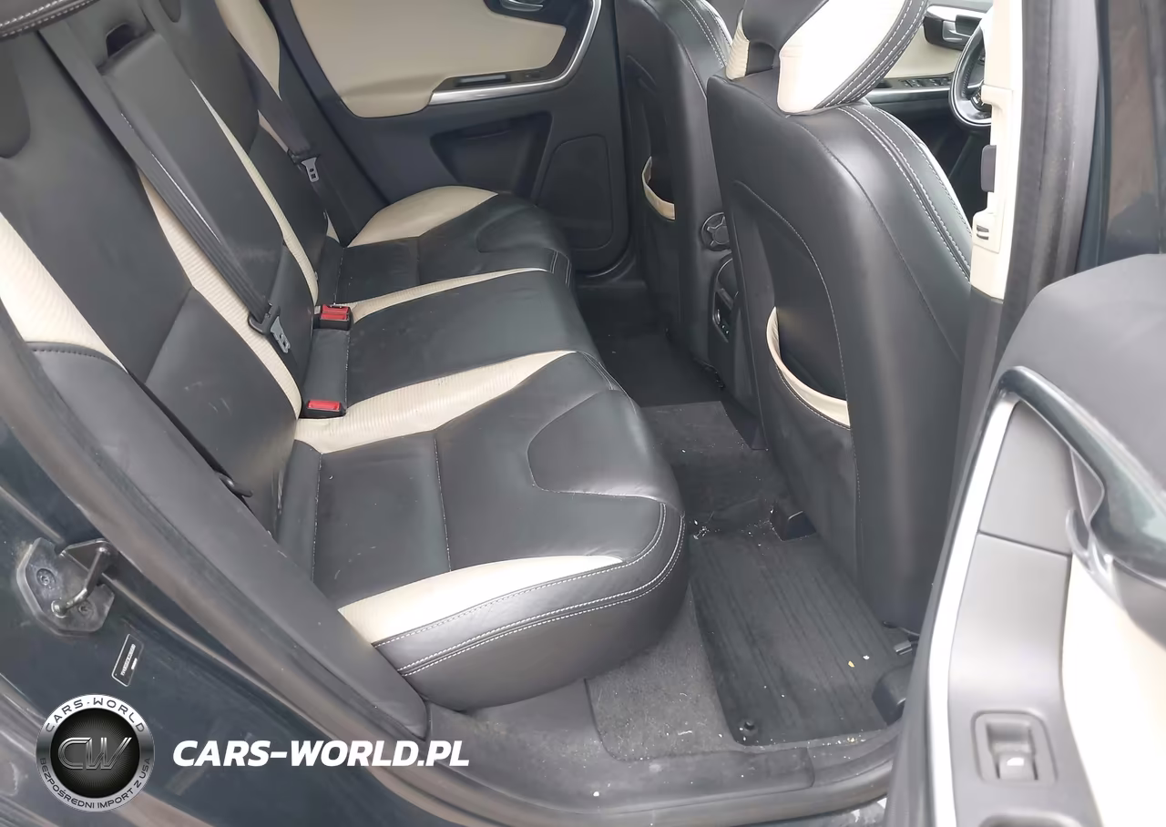 2012 Volvo Xc60 T6 Premier Plus VIN:YV4902DZ3C2269580 - 8