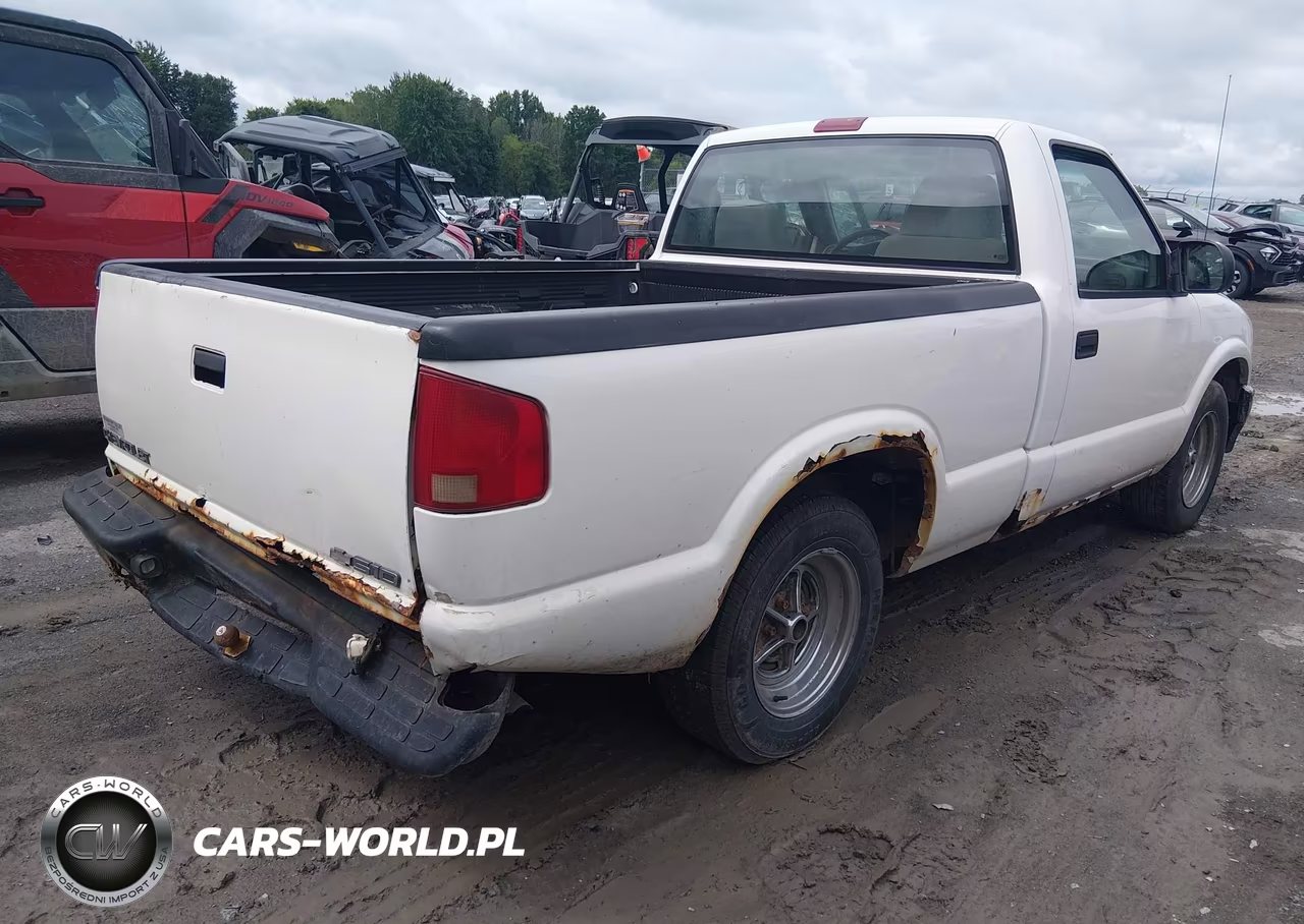 2003 Chevrolet S-10 VIN:1GCCS14H938249013 - 4