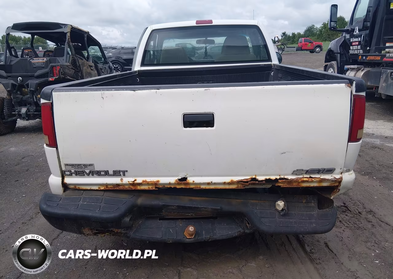 2003 Chevrolet S-10 VIN:1GCCS14H938249013 - 6
