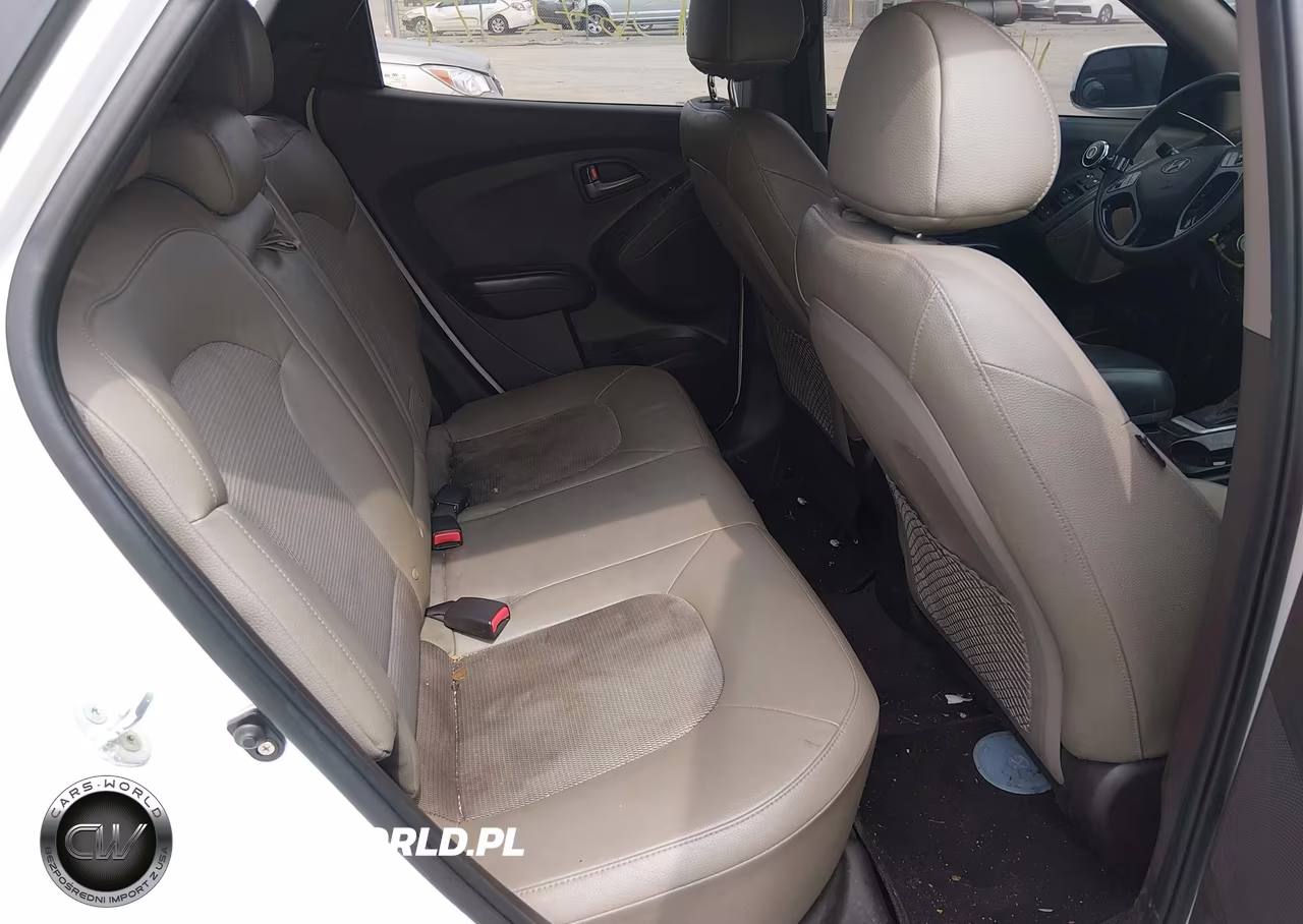 2015 Hyundai Tucson Gls VIN:KM8JT3AF7FU964673 - 8