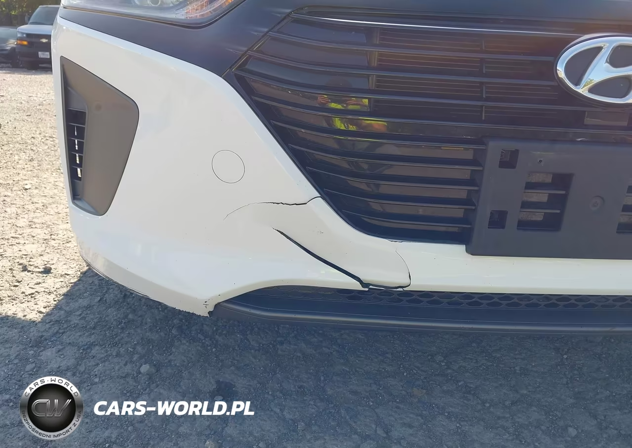 2018 Hyundai Ioniq Hybrid Blue VIN:KMHC65LC4JU075613 - 13
