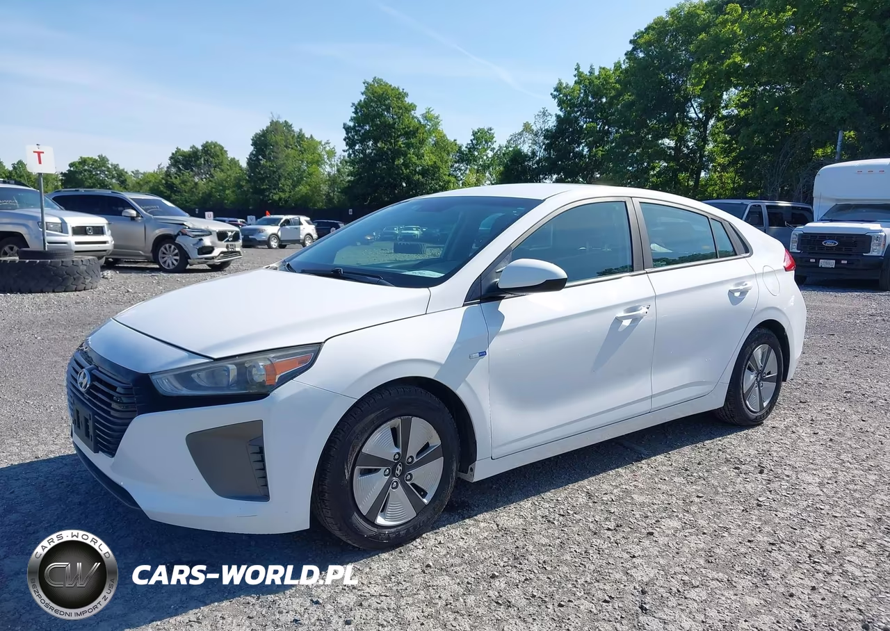2018 Hyundai Ioniq Hybrid Blue VIN:KMHC65LC4JU075613 - 2