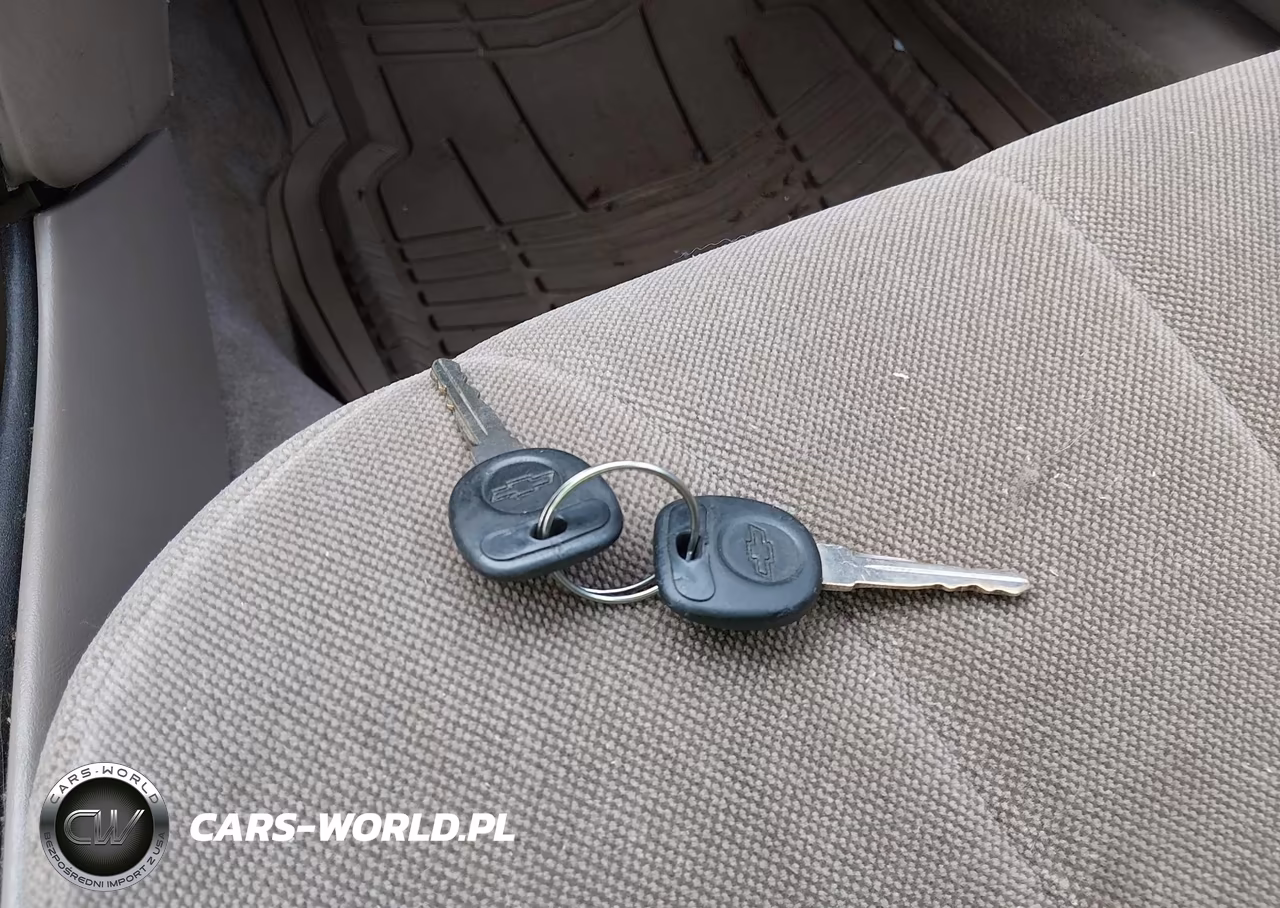 2001 Chevrolet Malibu VIN:1G1ND52J416125829 - 11