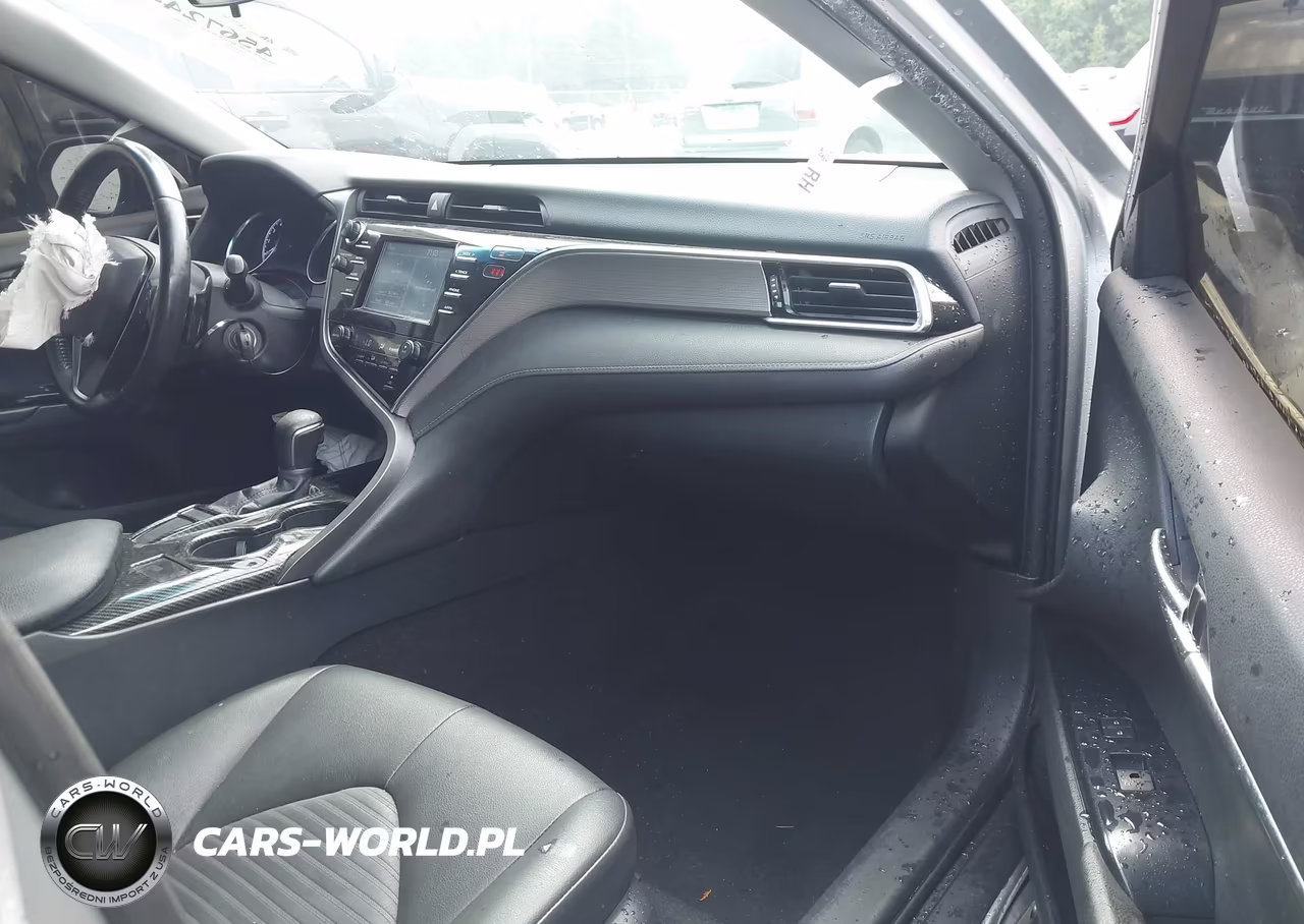 2018 Toyota Camry Se VIN:JTNB11HK8J3033521 - 5