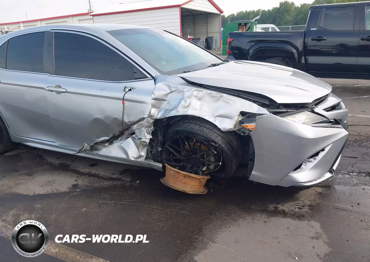 2018 Toyota Camry Se VIN:JTNB11HK8J3033521 - 6